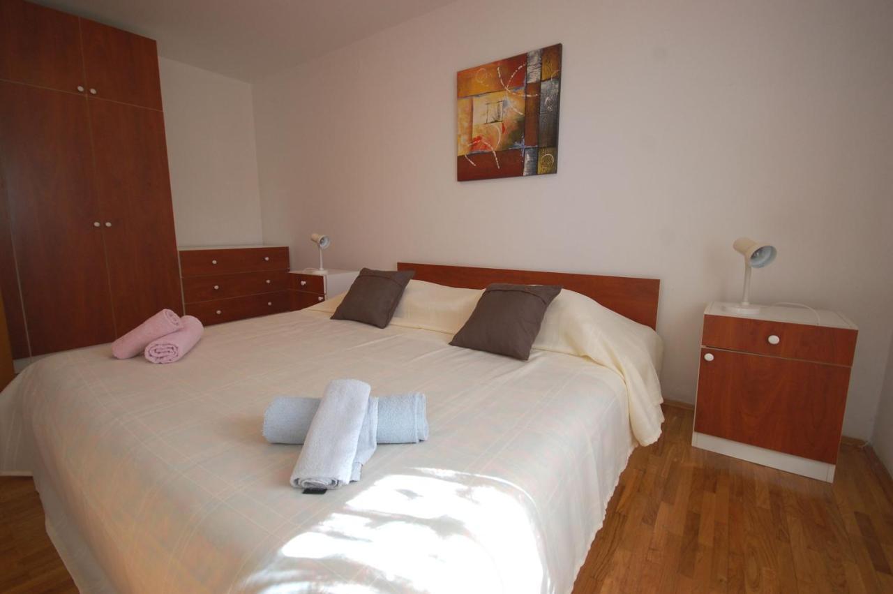Apartments Daidzic By El-Pi Tours Njivice Eksteriør bilde