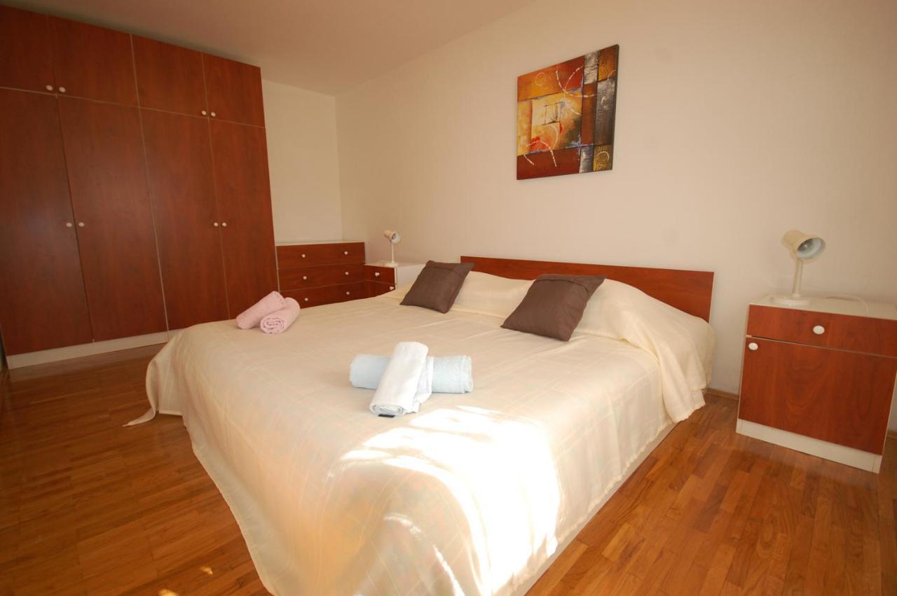 Apartments Daidzic By El-Pi Tours Njivice Eksteriør bilde